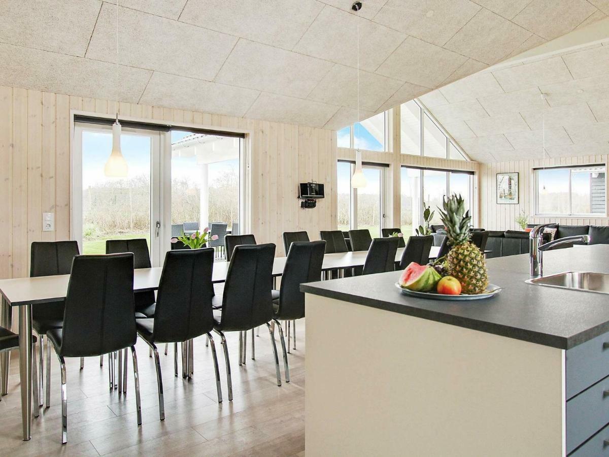 18 Person Holiday Home In Hasselberg 카페룬 외부 사진